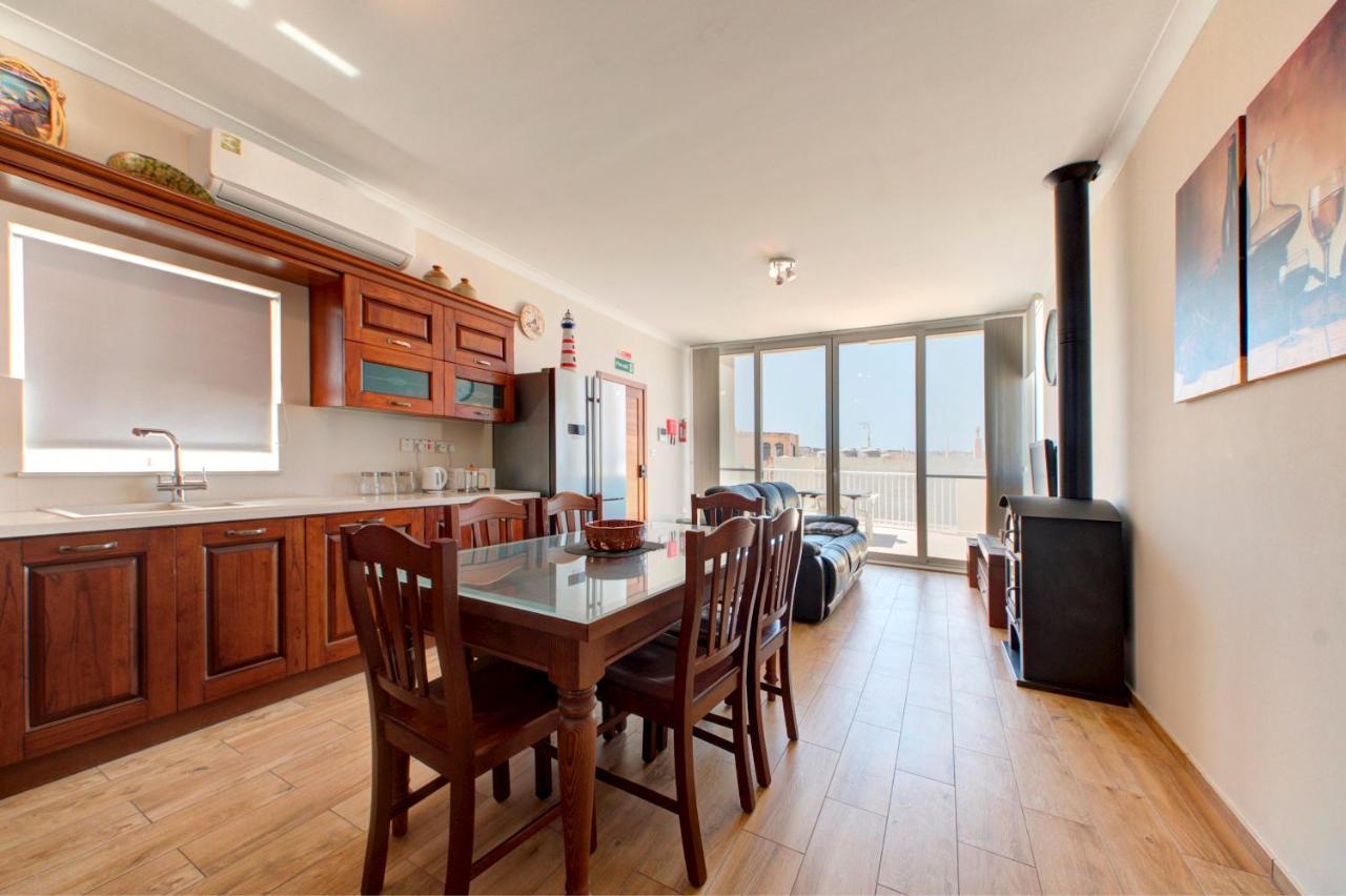 Modern Seaside 2 Bedroom Penthouse With Sea Views 圣保罗湾城 外观 照片